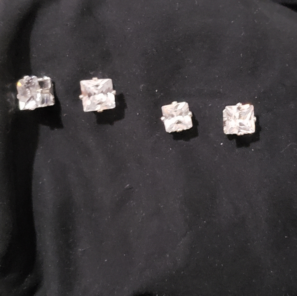 2 diamond earring